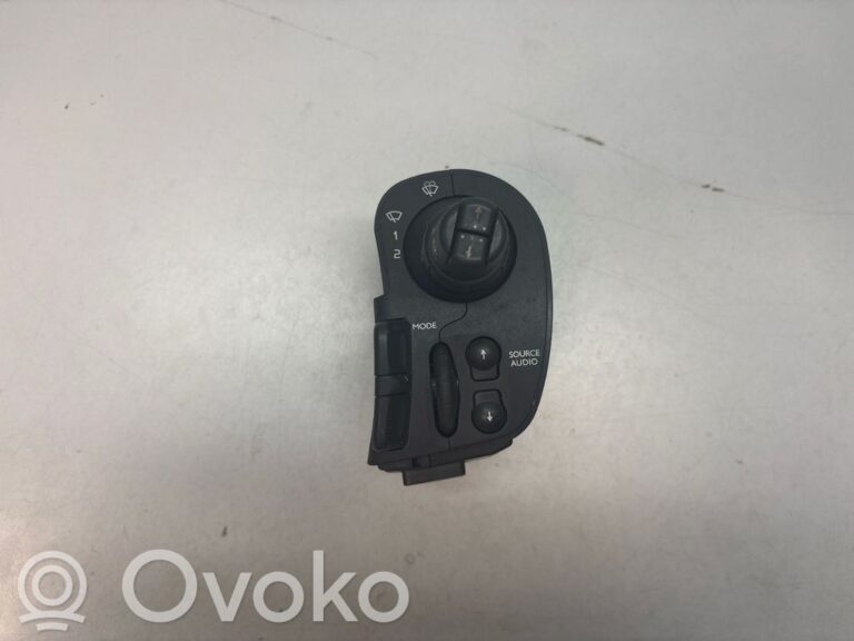 66307e28c468577ee333f365d745e971-b8d00dae5555fd5825dc70ae625ff5e8_wiper_control_stalk