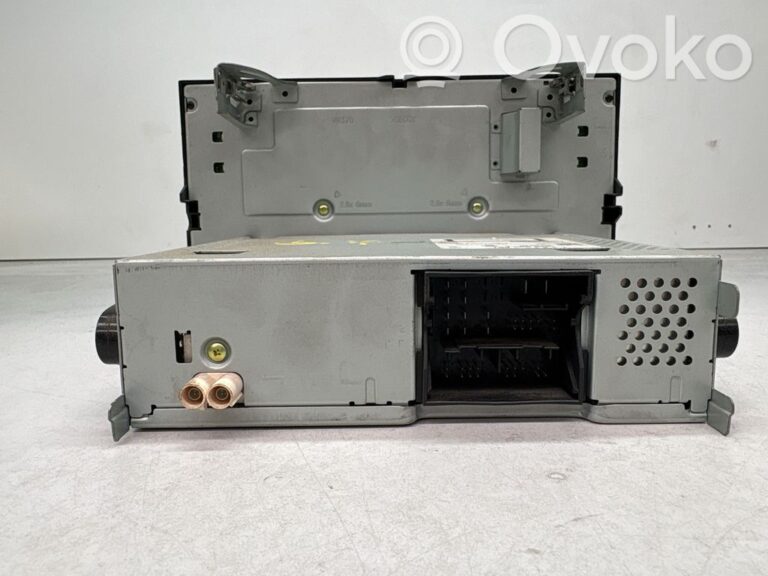 6684f9c47fc8980c5a5a2e4529e89ce9-b408ce2ad02d2beeb4e5d54bd9411c92_radio_cd_dvd_gps_head_unit