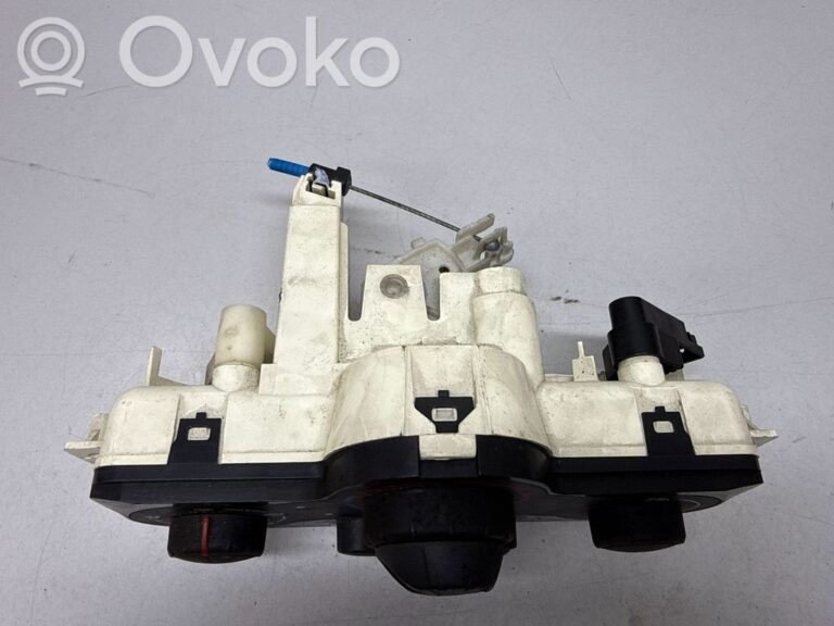 6898d1b5853938072635c5dfc6acbdc8-97d4f146b81f6f66d94271c54dad2d42_climate_control_unit
