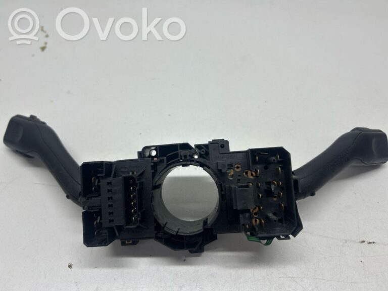 697d797d1f4e8860dc4cb0dd87f29c3f-ee2ba6c63628c3ec52c91a6f7c93d237_wiper_turn_signal_indicator_stalk_switch