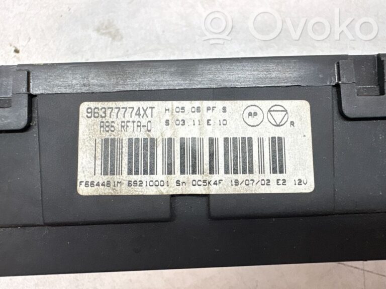 6a6f47d2a4d141bf1f0066176907f830-577521bd1656d4fc9bc0dcd62c481a20_climate_control_unit