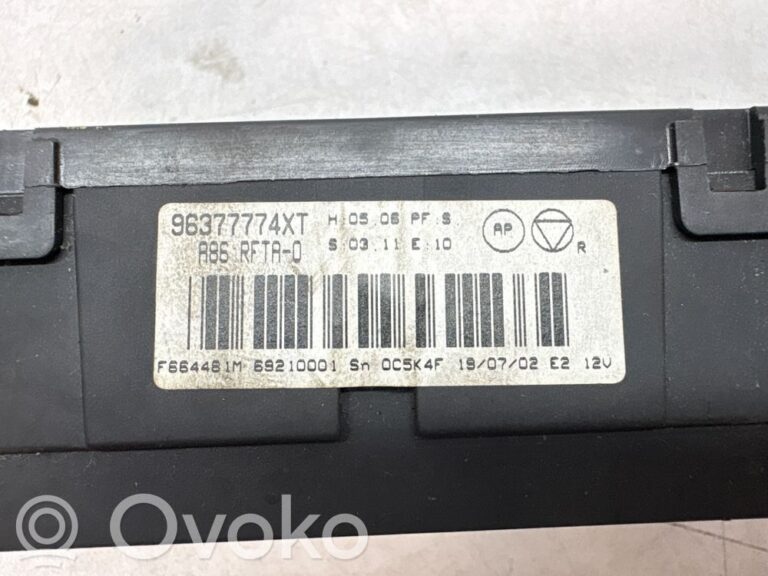 6a6f47d2a4d141bf1f0066176907f830-577521bd1656d4fc9bc0dcd62c481a20_climate_control_unit