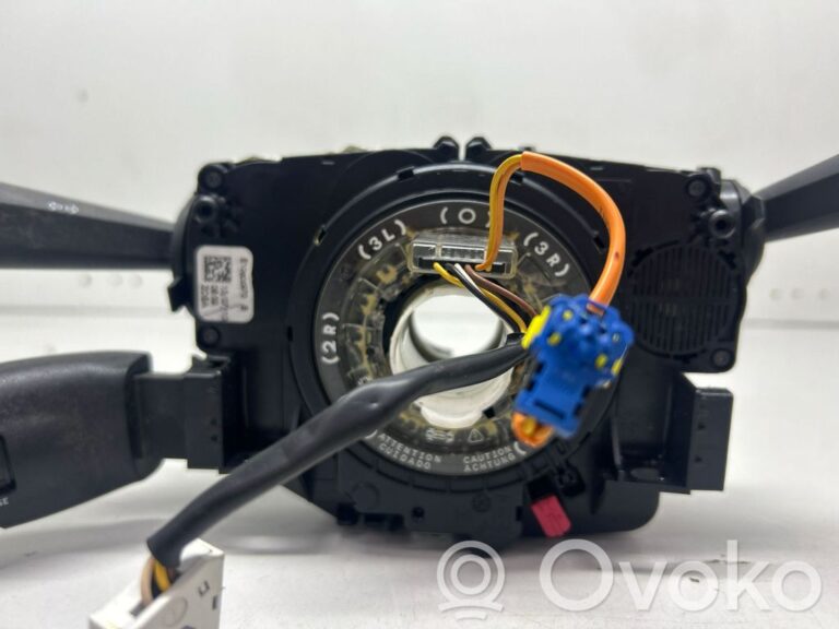6b1b42018474ef3bae64888c519d05a4-4e1844c17883fe1712581d9191629cc5_wiper_turn_signal_indicator_stalk_switch