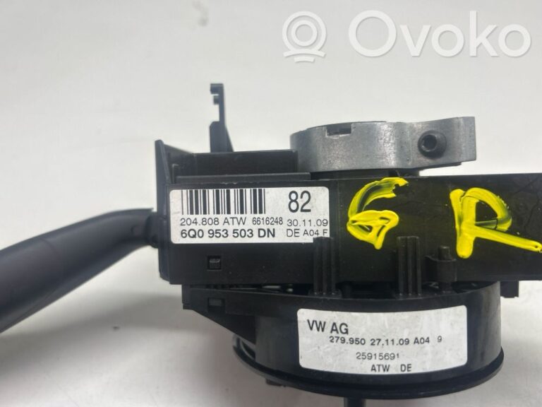 6db64e82fcd8cae8c8590fedec225626-5149f9ada90c61f04374a4ad5252c89d_wiper_turn_signal_indicator_stalk_switch