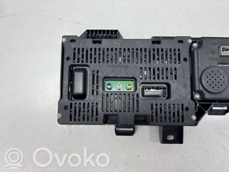 719a6a615173d1fe1b453e46fa53e1d8-cf40fbcc6e1f4622685074d6e8133af2_speedometer__instrument_cluster_