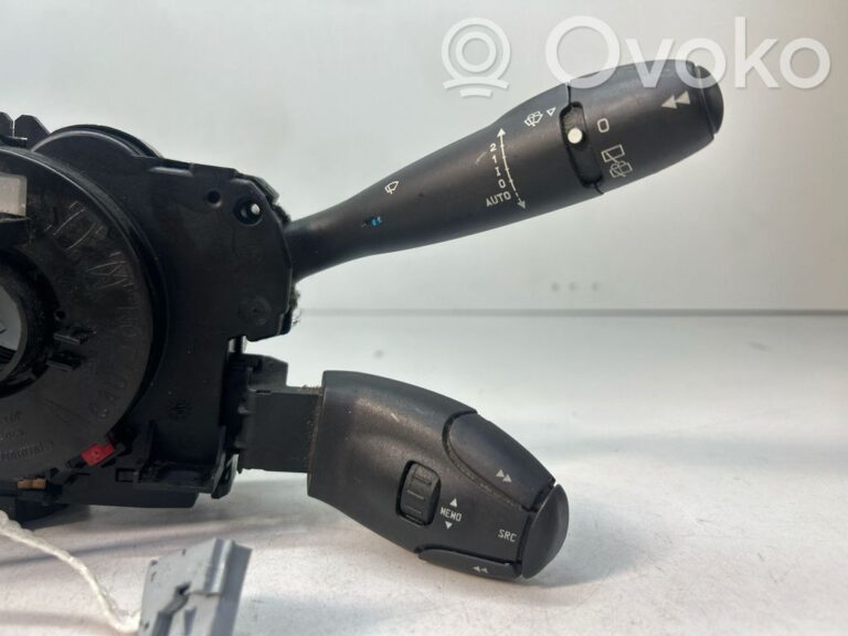 71cdbab9f5b556068ee8923803b1d8ed-59679c779fff4c4e230eabb1a36a25e6_light_switch