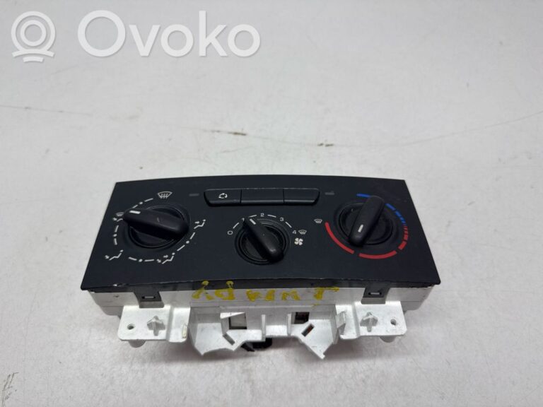 72dadc5130d4166d7f02db28c2717eed-7492a10693ad5907e5ce2f895ce89709_climate_control_unit