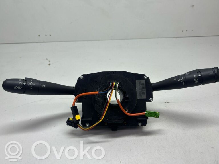 740c70da0ba4c0b5f03c85655f8dcc35-6e0b04f0be488127a8a0b5b00b2e2ea1_light_switch
