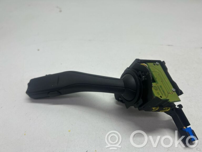 75285923e731731acc976b0ff9e7fc26-a8c008918b8c34f3cfe8b4cc03dc1ab7_wiper_control_stalk