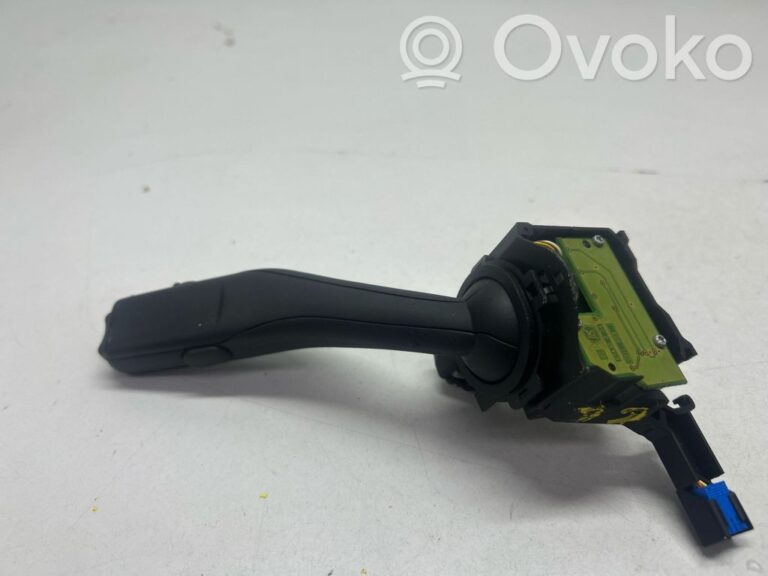 75285923e731731acc976b0ff9e7fc26-a8c008918b8c34f3cfe8b4cc03dc1ab7_wiper_control_stalk