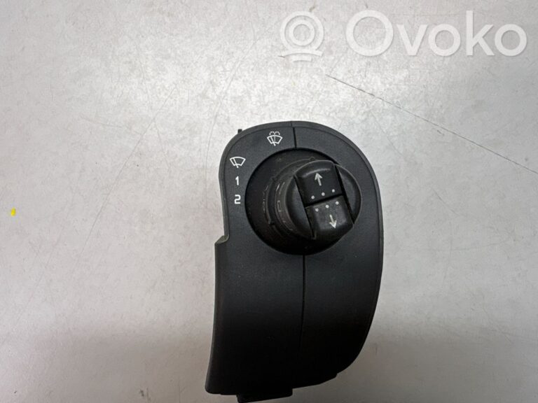 753c6d57e0e61ebaa563b574fe0cc327-771122c3f19056690425af7e5d02ac61_wiper_control_stalk