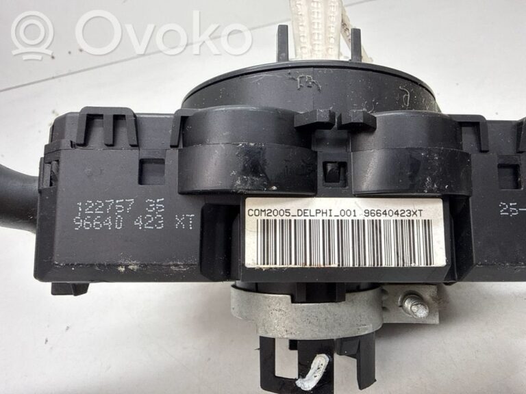 757c0d8b2c8cbfe3cd061d5e43b9eee9-52bba9ef4a99f13635ea796fbc1782d8_wiper_turn_signal_indicator_stalk_switch