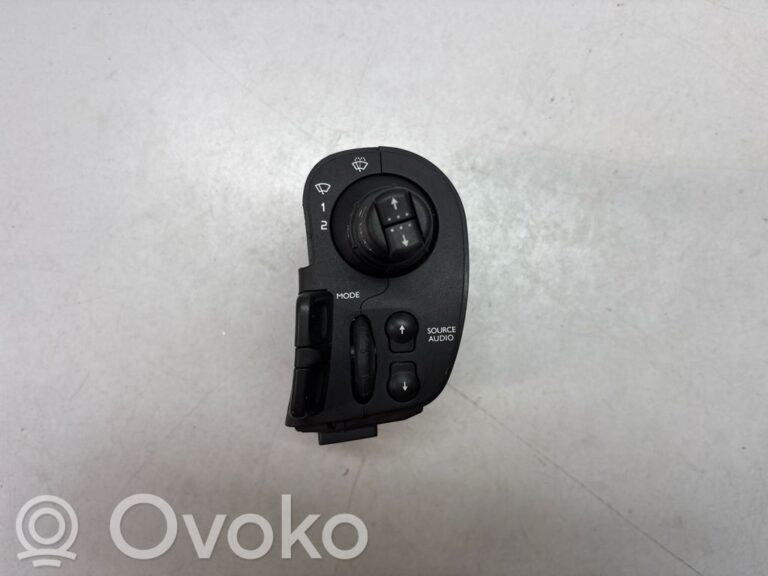 75bd6f2b3ee4ecbc81f17249659594a9-fb821b71681137233690a30258e39c5a_wiper_control_stalk