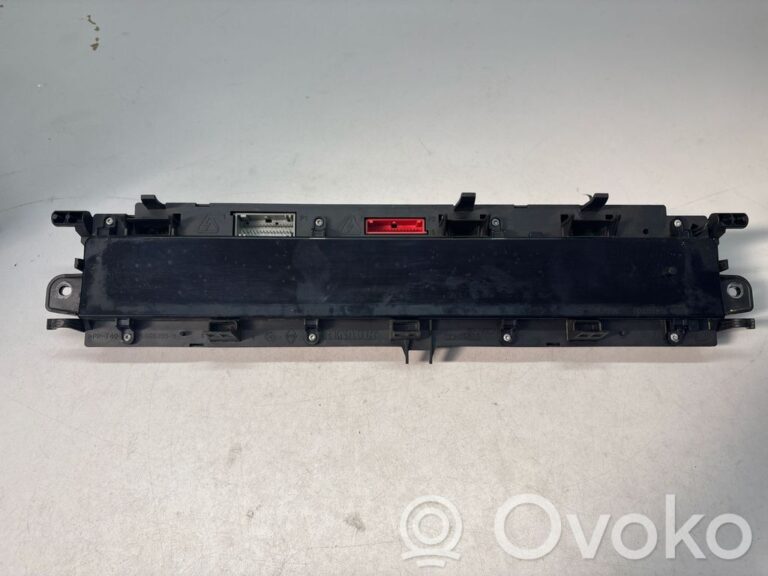 76294936d6de14b39729c3ae64a55f3a-6140614317fd135bfbbe88d7bf5b979d_speedometer__instrument_cluster_
