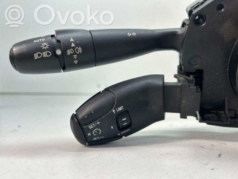 78ceeca2231919d4429a3d2ab8b2915b-54acda7ea88d1315a202d069a266c98a_wiper_turn_signal_indicator_stalk_switch