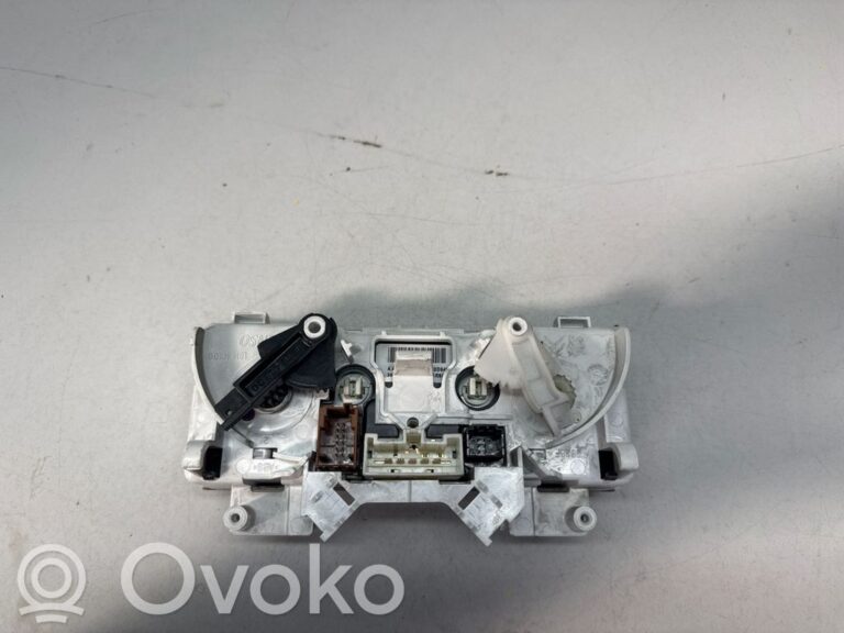 795140aa88406a2b42b26f59d236f785-f5581fe58117920832445ffbbd6f6a6e_climate_control_unit