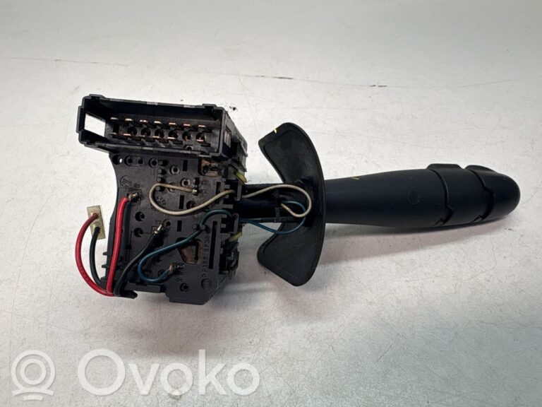 7a6c3dc6909eb6c1eb4069687c9faf04-7a96ced39f14589916539b0f62613f7f_wiper_control_stalk