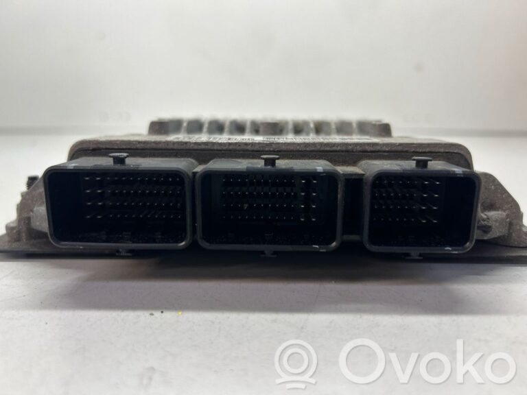 7b1d404a426f63ff4c11013245723015-8433904af4aa988e9491116d26c972f0_engine_control_unit_module