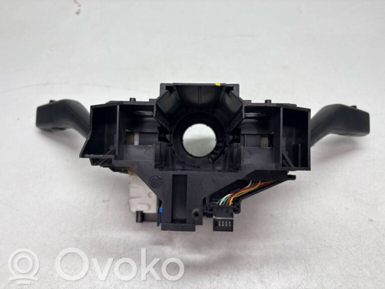 7b332249b0c4f77adf9a4bd2ba50af75-7e2a1e989ead70f4189e078a8921db0b_wiper_control_stalk