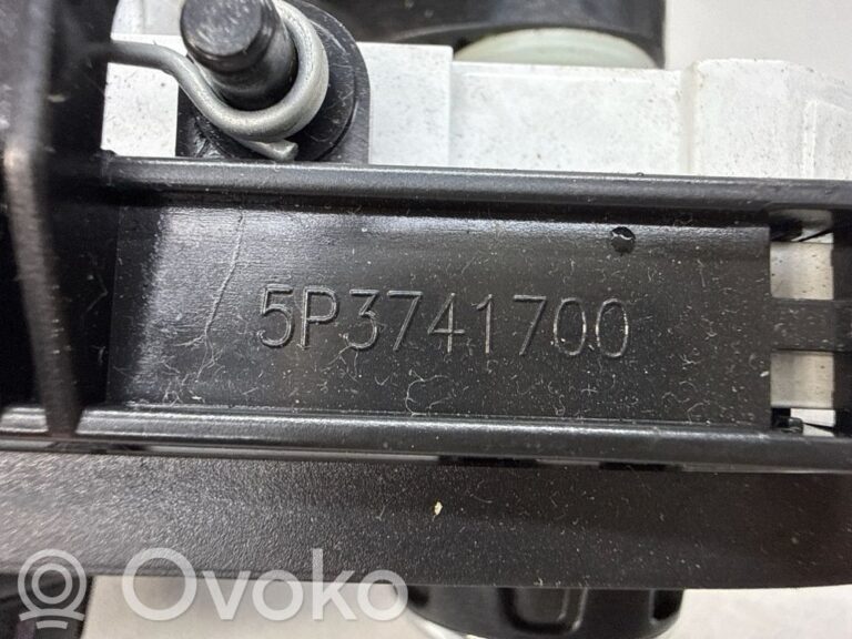 7c74d98a47f8c0013c6d8f8053af5c82-9ca70cd38cf3ffd6f3a8f25aa166ba76_climate_control_unit