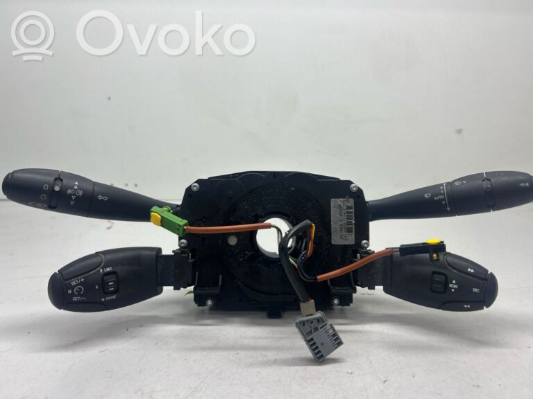 7cdc2903e6dc8eae0503cea61cccffa0-ebd99e144990314720260e70046a2b25_light_switch