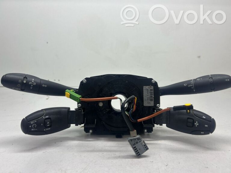 7cdc2903e6dc8eae0503cea61cccffa0-ebd99e144990314720260e70046a2b25_light_switch