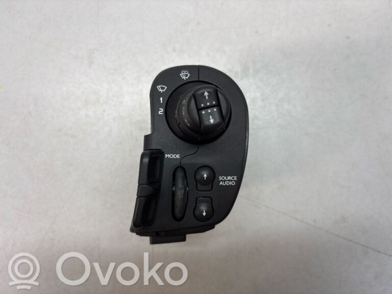 7d34dc54a4462797bd1fdc543aa6478c-3648425937e7c048b404cb10b78933d6_wiper_control_stalk