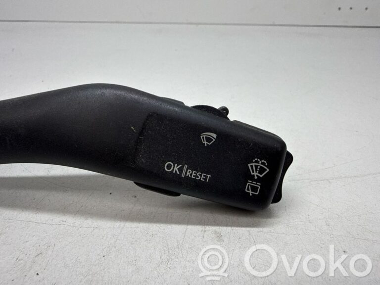 7e5cbac9bb98f3d6aab0dcb088970b1c-dcd6472eabe66080102dece14f0b46ec_wiper_control_stalk