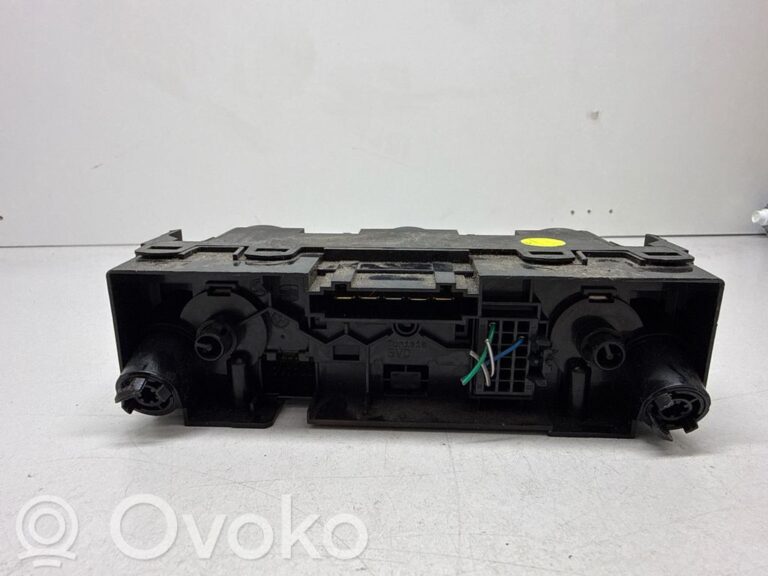 7ef60b8e3a1e97c12c7280d59c6ac264-bf3edd682a99a5a926b7cf93fe17d81e_climate_control_unit