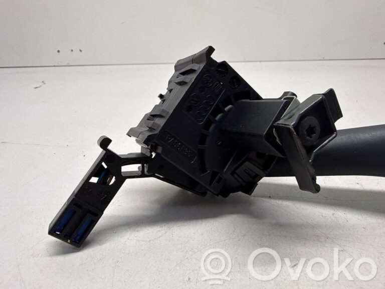 7f2e878315dfb15a9959baee566df612-6b08657c46ca53e373dc0551f151753a_wiper_control_stalk