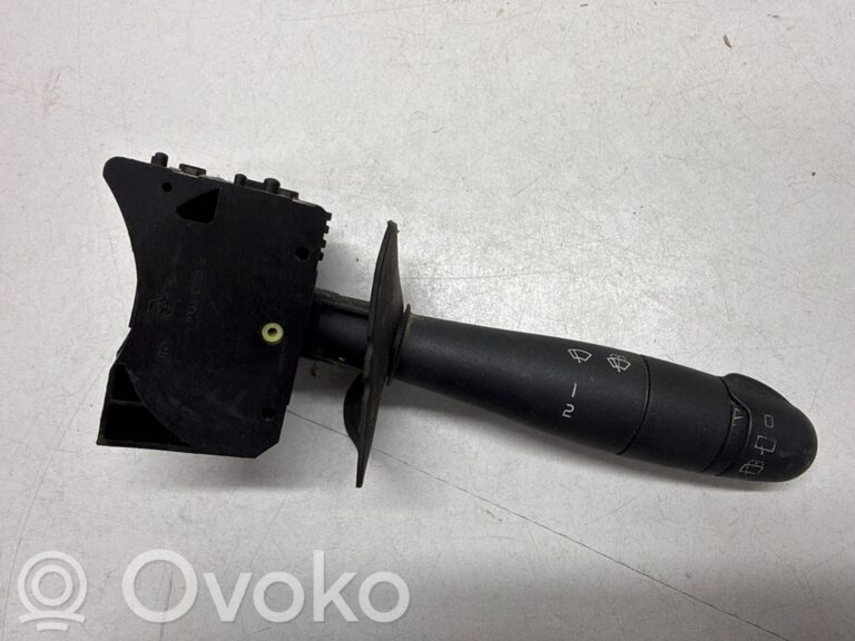 805194deaba6619bc0c6a97fd80f3053-02a29f544fca199787f0bfc5b7d3bcfa_wiper_control_stalk