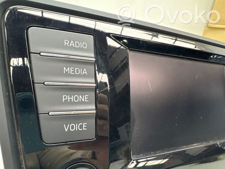 80f4660c6cb913588572cc8733212bd5-b368a777c653ea0c079012581864661d_radio_cd_dvd_gps_head_unit