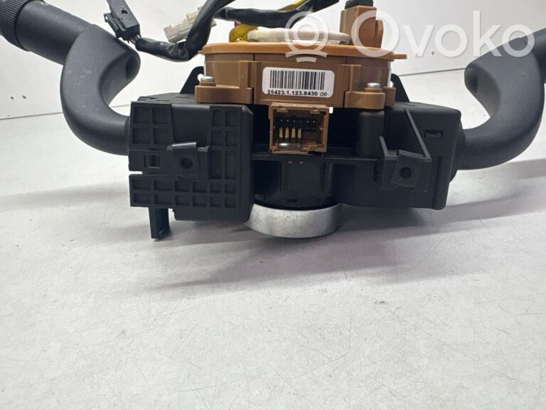 811e623c752acac33dc9c351944a48b6-4dbd9699cb725a8dc39fed6ea9b977a3_wiper_turn_signal_indicator_stalk_switch
