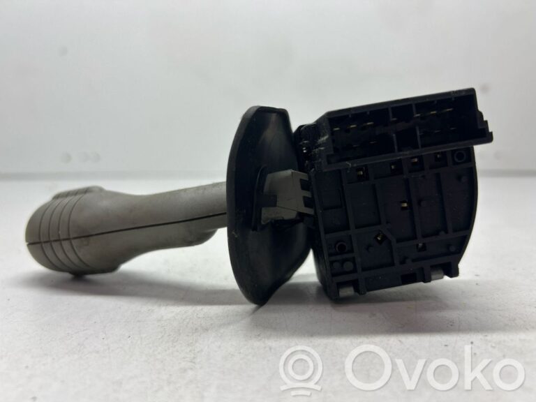 81a6333a0c86614263828e56b71ef4d3-bc51838c008f896ed9c7382b26d26363_wiper_control_stalk