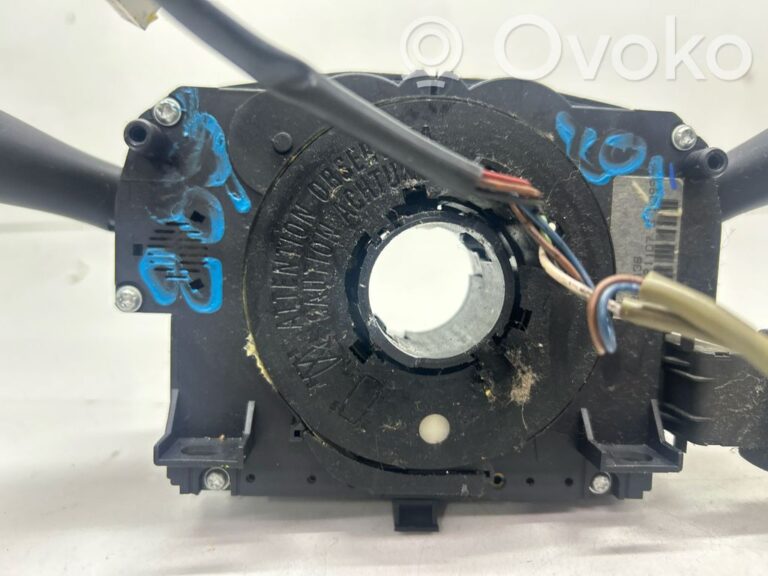 81b194caf0ab84044ca5cb4d007f7349-58cc0f79b78863a4c5d357601180dcfc_light_switch