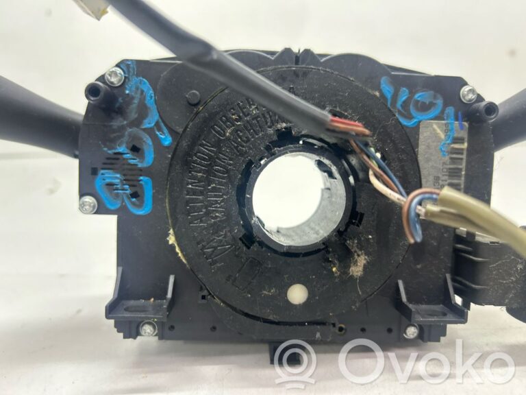 81b194caf0ab84044ca5cb4d007f7349-58cc0f79b78863a4c5d357601180dcfc_light_switch