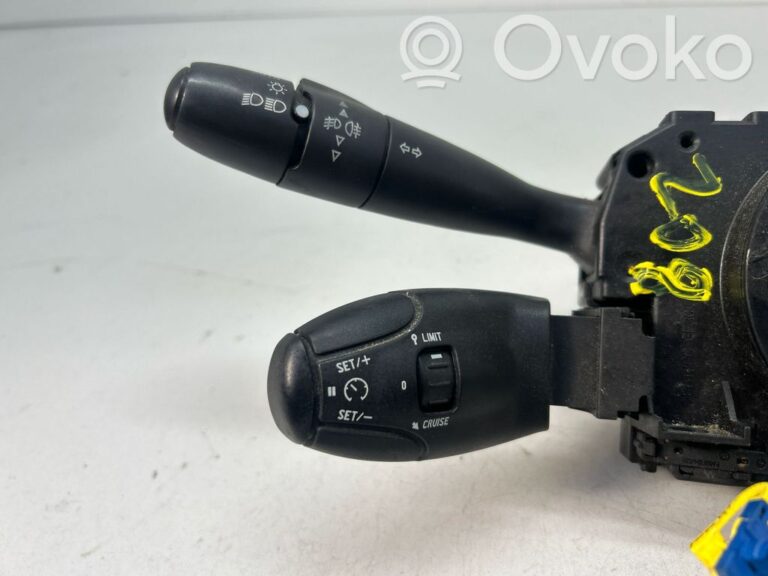 8253d450818dc67dba938b171bc33882-08bdfa4bf728b52d9c4e2316cd6b81f3_light_switch