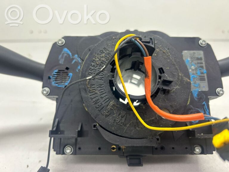 825e8aec56d0a588737d86976524a0c4-a896dc65c521ad86681fe4f5e928d44b_wiper_turn_signal_indicator_stalk_switch