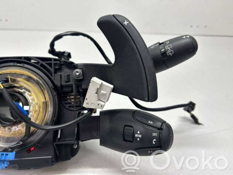 82886cb73aa8dc889eca0b212359a10d-4bb93229082ec9ea27369e5abb083976_wiper_turn_signal_indicator_stalk_switch