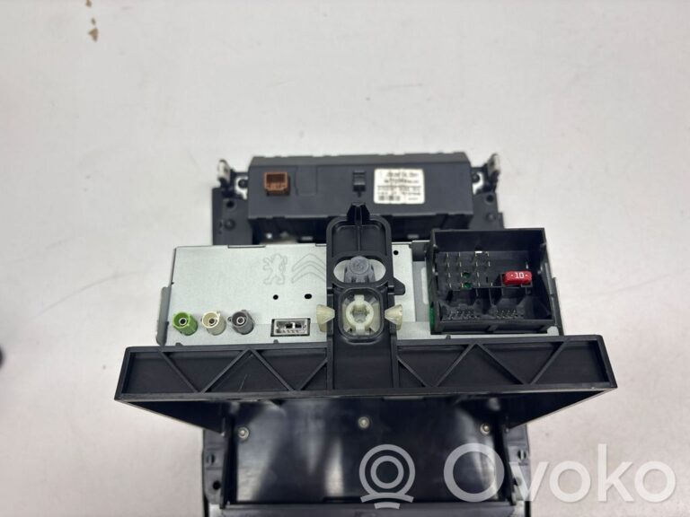 829cb0d723f7b2646631d121d2c711dc-f82f61c2b84a48b44ee25dfc21624aaf_screen_display_small_screen