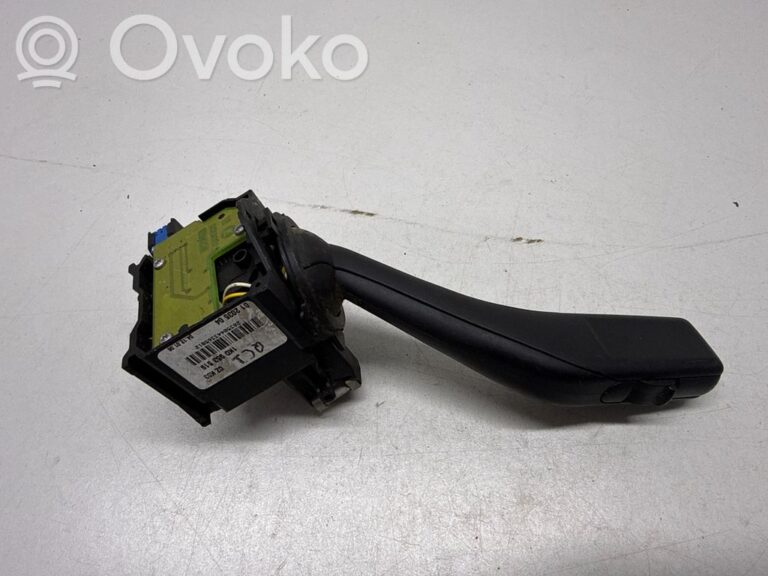 83e708e2a0ebb440329843b9586079e1-7a27cb1eb0e53086ad4f43ae27152dee_wiper_control_stalk