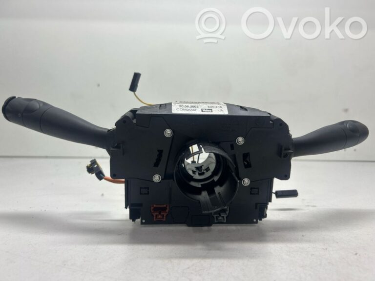 84690290a2fbb6c85722f2a2590b57f6-30e5be6fbe16ef2d46a692d1155e29db_light_switch