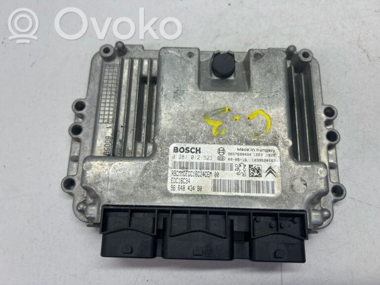 867b7efe0e9b755d1aab1f1e36ca35d2-02b0e4c8cf2fcd378e32fd1211298f03_engine_control_unit_module