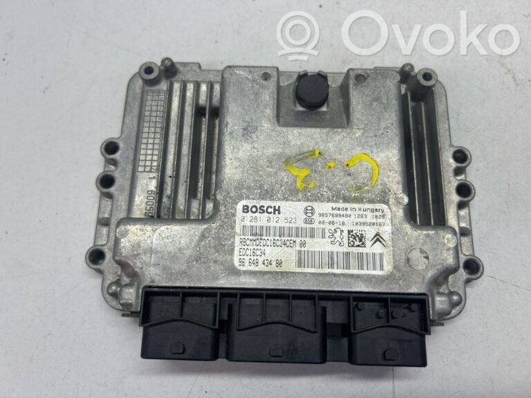 867b7efe0e9b755d1aab1f1e36ca35d2-02b0e4c8cf2fcd378e32fd1211298f03_engine_control_unit_module
