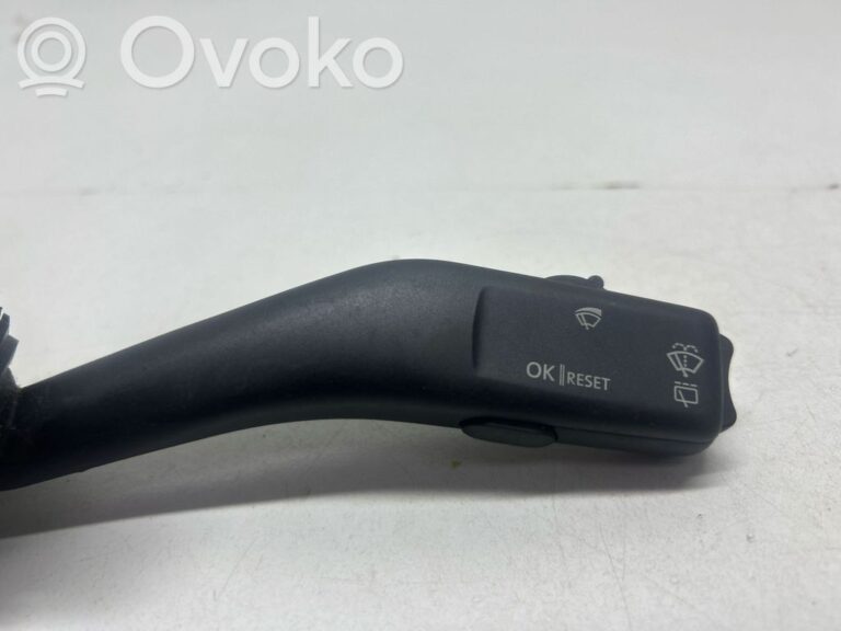 86832e8ac02993740daeac03eb120764-7814ef242d69946baffafdf5ae597fb4_wiper_control_stalk