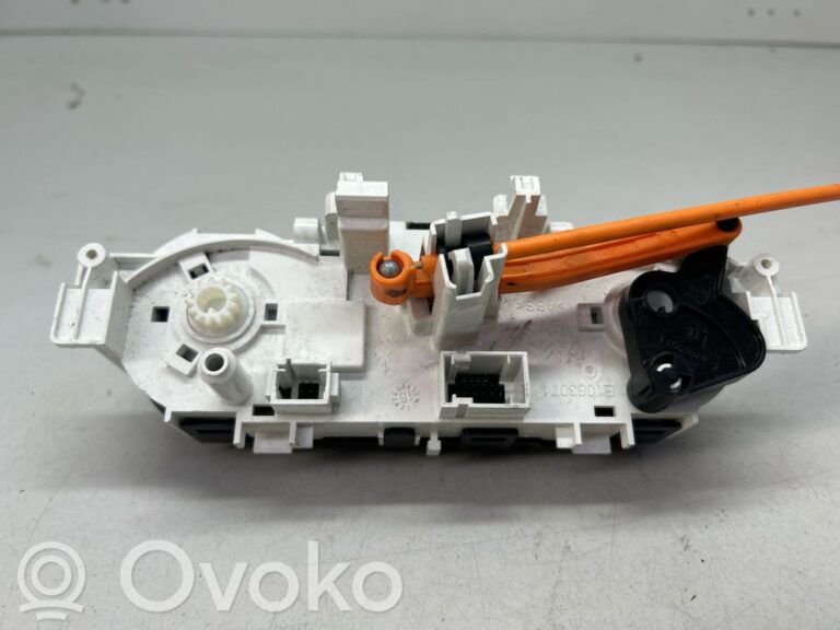 86fbbef094967817c5dc03450eff0126-f067520da4f3488eba2e644088291655_climate_control_unit