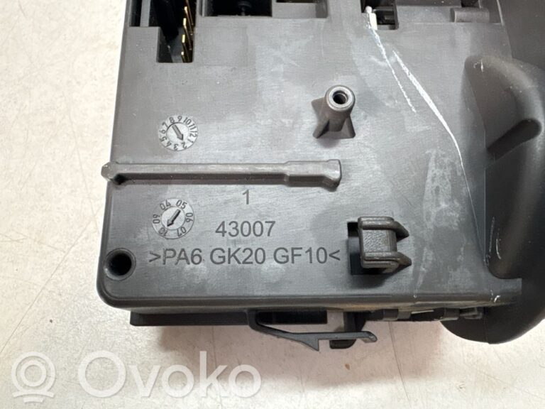 8733d70d19556993b35d96d39f852a86-9b07018cd22056d3059318caa92fb296_wiper_control_stalk