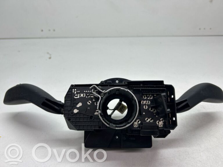 8780a5d32517ad21c2e044ba6665cdeb-volkswagen_polo_v_6r_wiper_turn_signal_indicator_stalk_switch