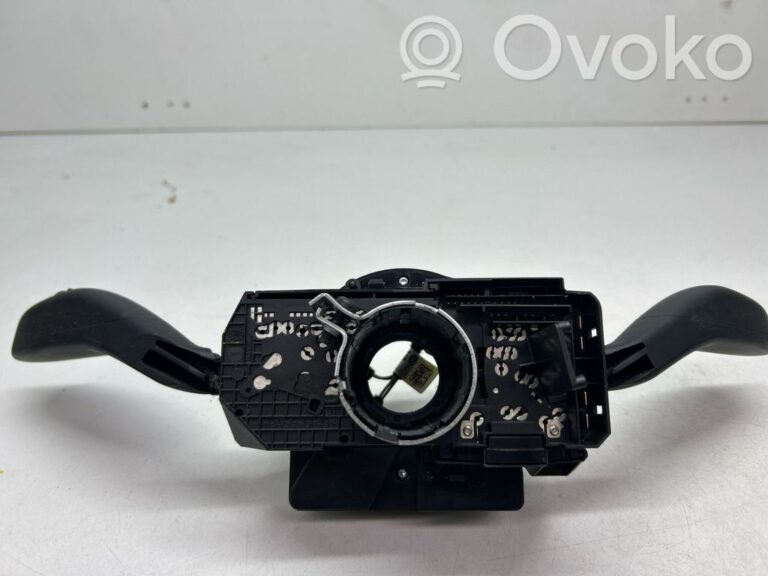 8780a5d32517ad21c2e044ba6665cdeb-volkswagen_polo_v_6r_wiper_turn_signal_indicator_stalk_switch