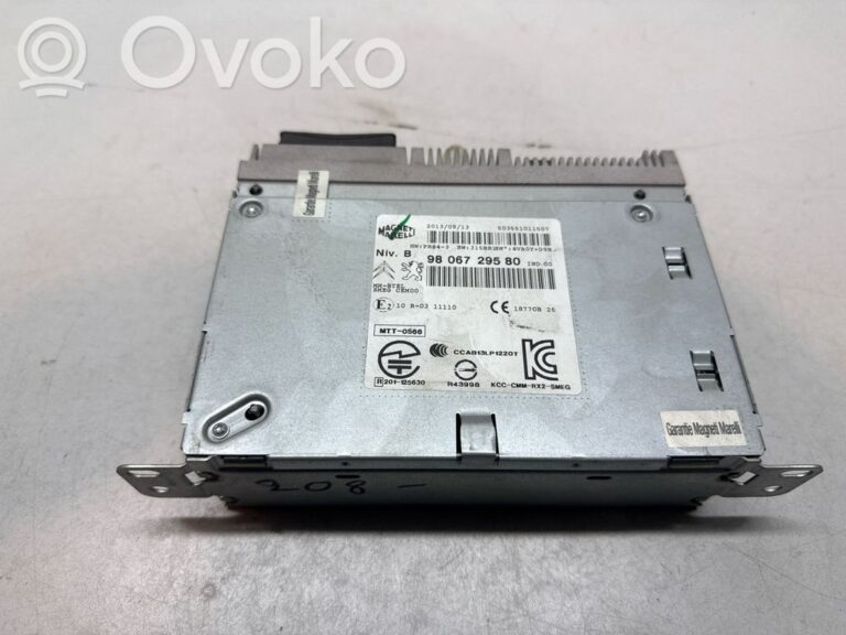 8799934805ddf72b537507ca042b0f91-646010dbd0a4e7523c98a234d8df0ae2_radio_cd_dvd_gps_head_unit